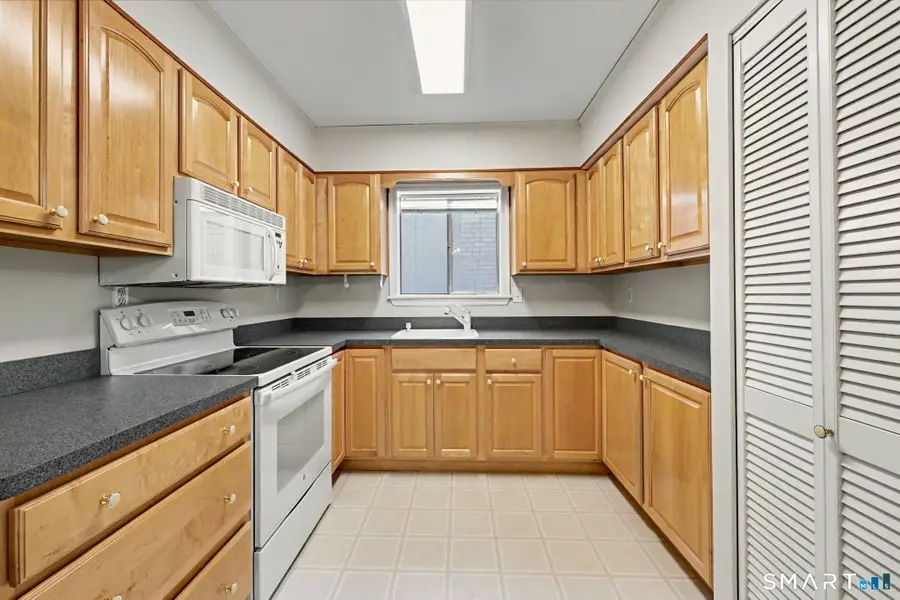 900 Hope Street #3B, Stamford, CT 06907 - #3