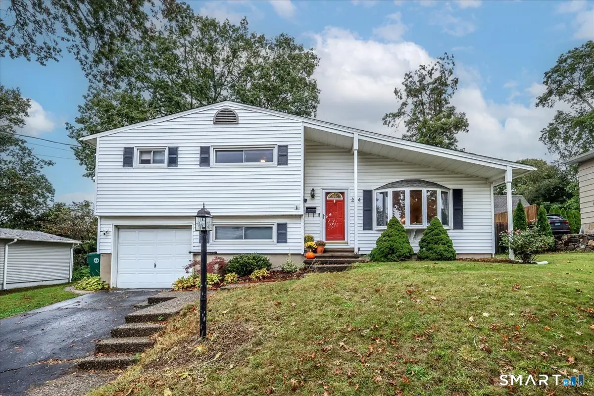 274 Sunnybank Avenue, Stratford, CT 06614 - #1
