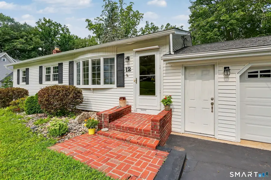 12 Cedarwood Lane, Shelton, CT 06484 - #3