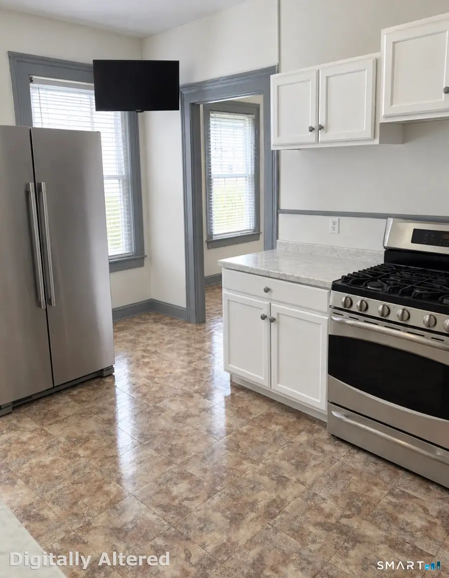 104 Bond Street, Hartford, CT 06114 - #3