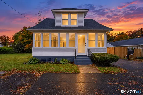 9 Carpet Street, Enfield, CT 06082