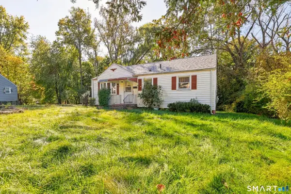 5 Mayfair Court, Bloomfield, CT 06002