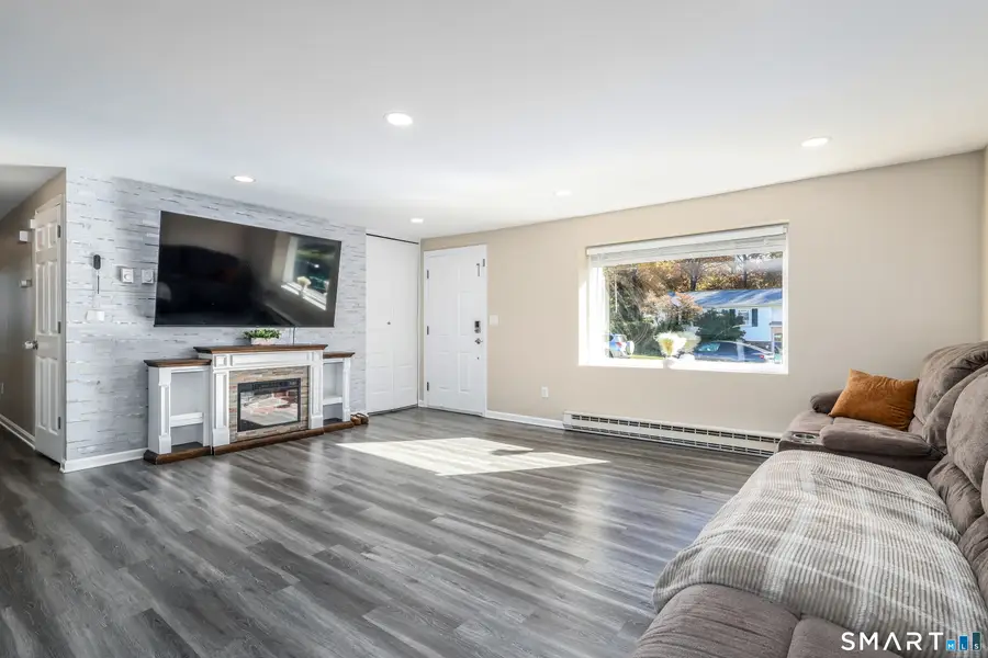 50 Deering Lane, Waterbury, CT 06706 - #3