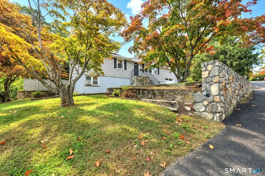 109 Saint Charles Avenue, Stamford, CT 06907 - #3