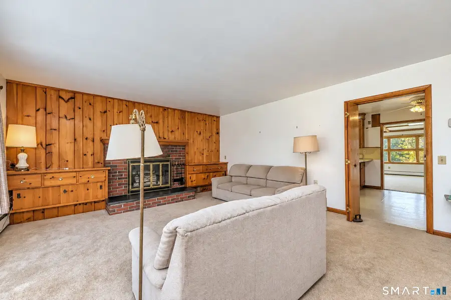 18 Taagan Point Road, Danbury, CT 06811 - #3