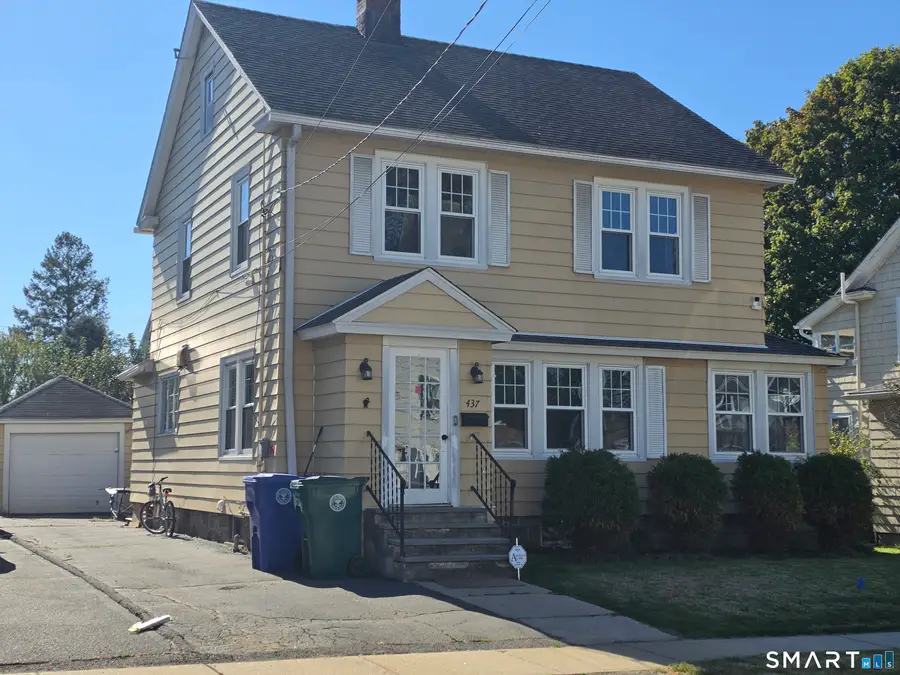 437 Woodstock Avenue, Stratford, CT 06614 - #2