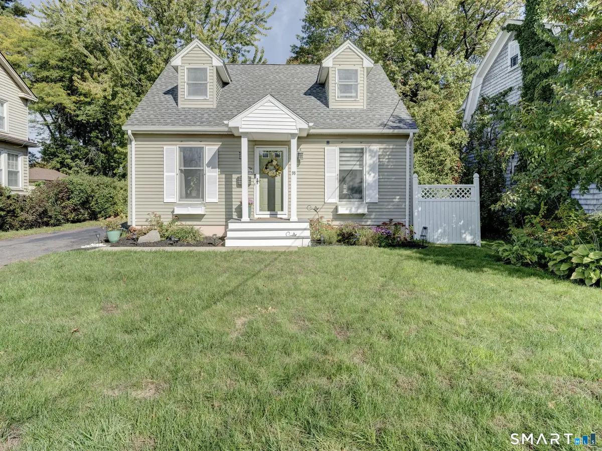 98 St James Street, West Hartford, CT 06119 - #1