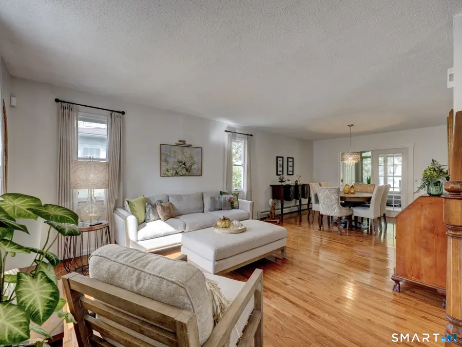 98 St James Street, West Hartford, CT 06119 - #2