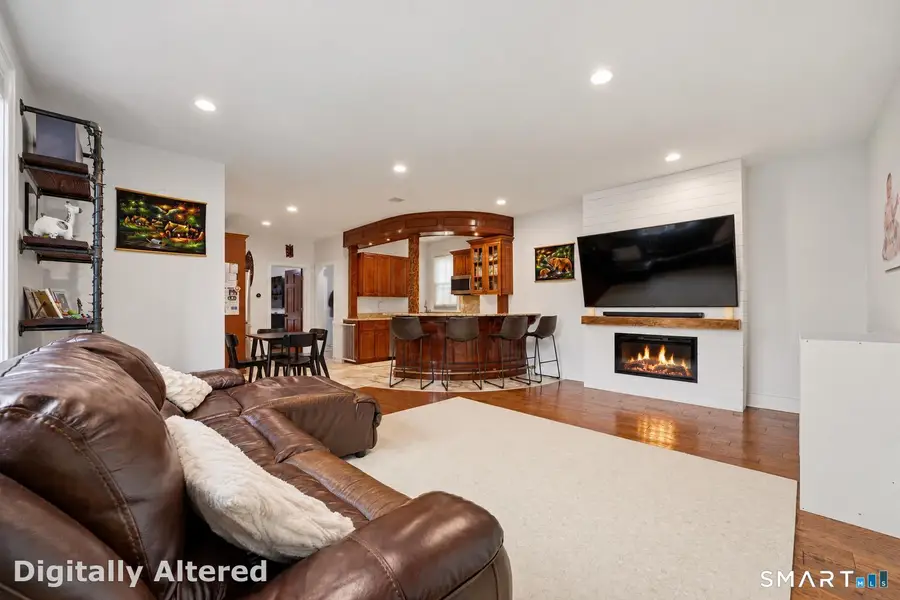 128 Van Buskirk Avenue, Stamford, CT 06902 - #3