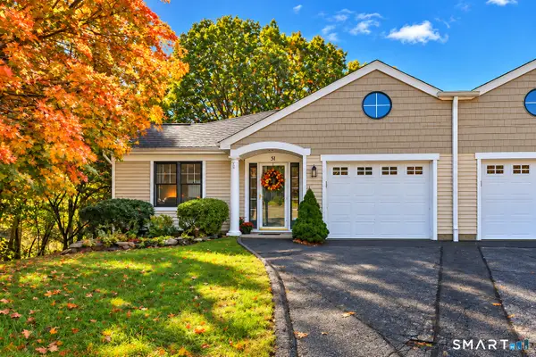 51 Red Cedar Circle #51, Orange, CT 06477