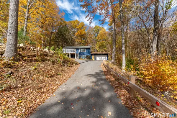 76 Lakeview Drive, Ashford, CT 06278