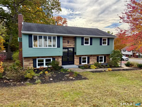 225 Stonecrest Drive, Bristol, CT 06010