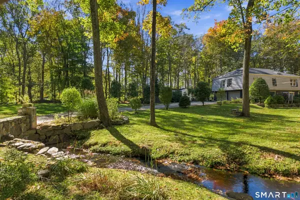 21 Fullmar Lane, Norwalk, CT 06850