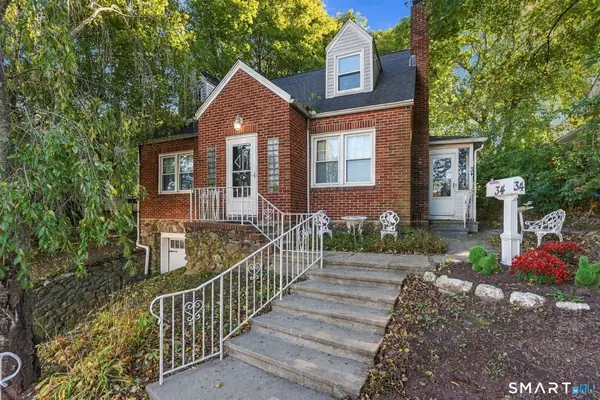 34 Bradley Avenue, Meriden, CT 06451