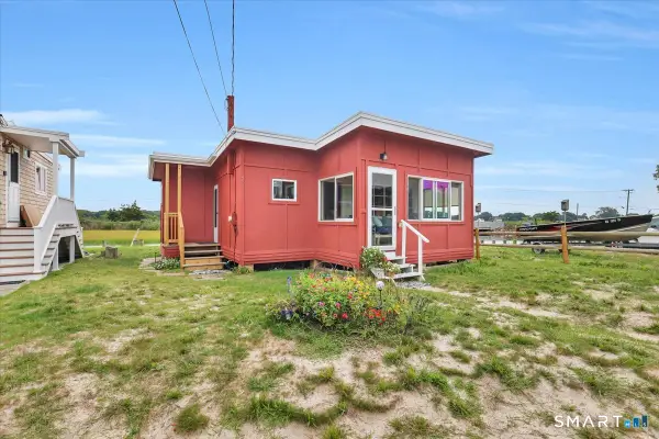 7 Toms Road, Old Saybrook, CT 06475