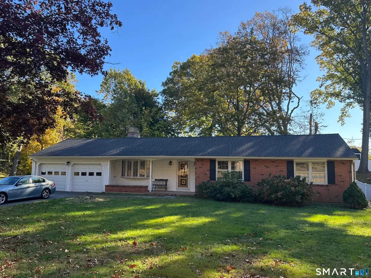 6 Shingle Hill Road, West Haven, CT 06516 - #1