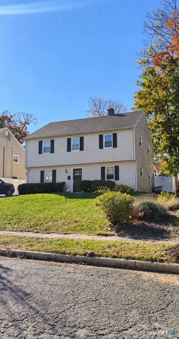 5 Harvann Road, Norwalk, CT 06850