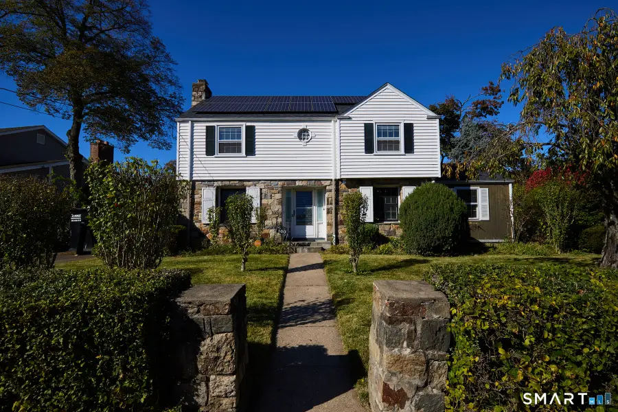 160 Astoria Avenue, Bridgeport, CT 06604 - #2