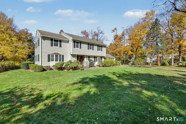 3 Huntzinger Drive, Greenwich, CT 06831