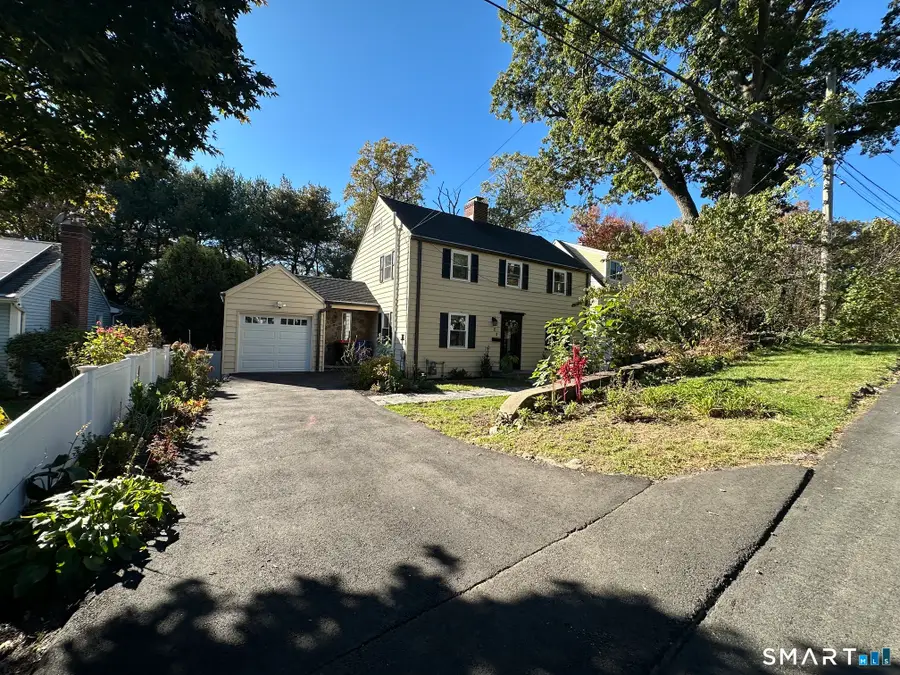 23 Richmond Hill Road, Norwalk, CT 06851 - #2