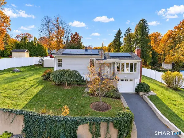 4 Elaine Drive, Seymour, CT 06483