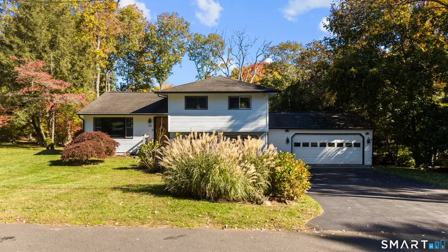 22 Algonquin Road, Norwalk, CT 06851 - #2