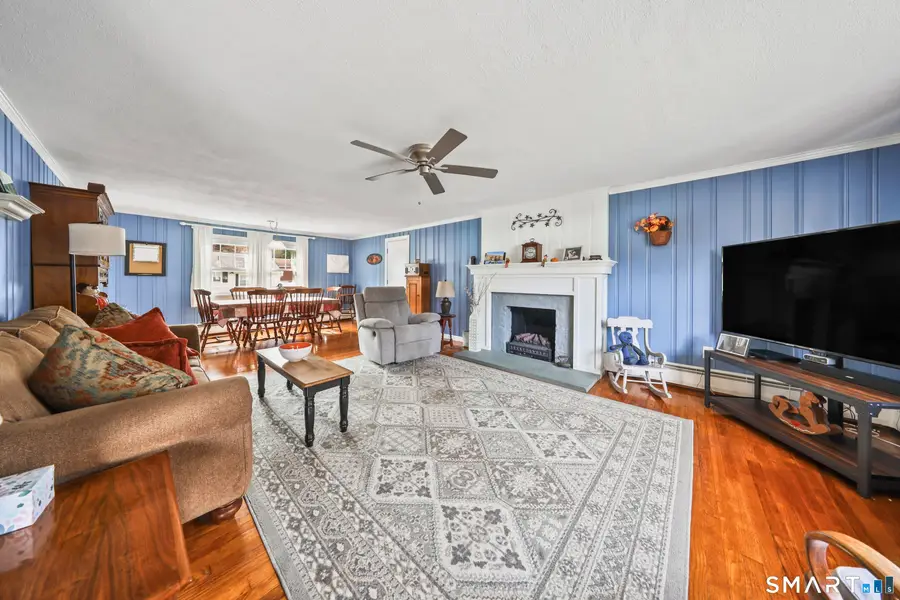 30 Hackett Street, Naugatuck, CT 06770 - #3