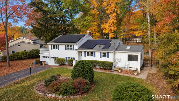 60 Robin Hood Road, Stamford, CT 06907