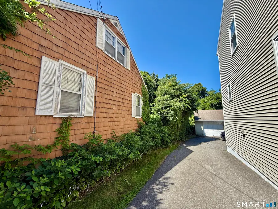 Address Withheld By Seller, Stratford, CT 06614 - #3