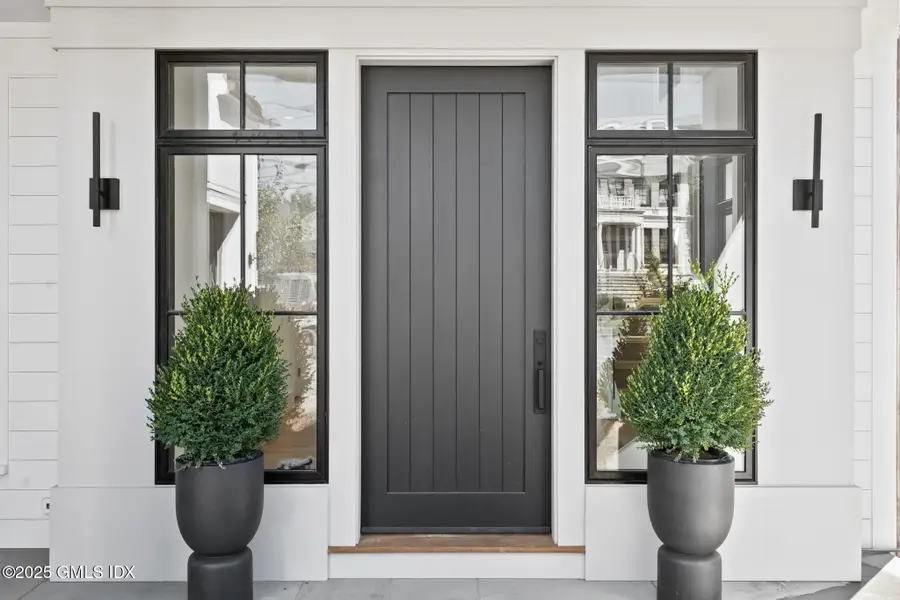 48 Lexington Avenue, Greenwich, CT 06830 - Image #2