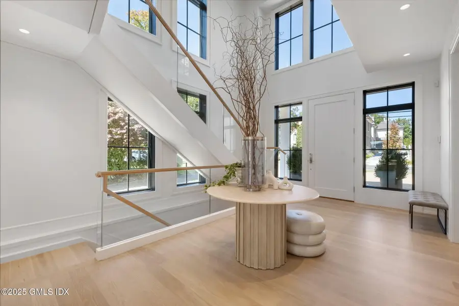 48 Lexington Avenue, Greenwich, CT 06830 - Image #3