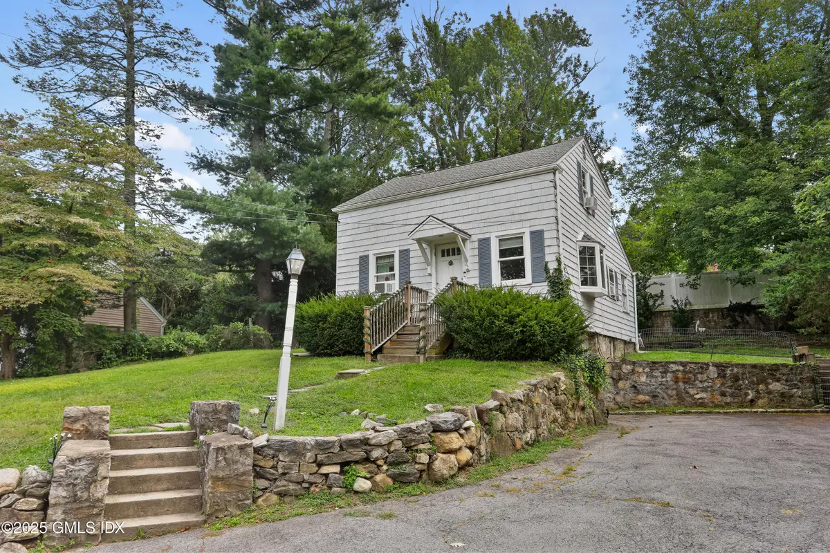 25 Hoover Road, Riverside, CT 06878 - Image #1