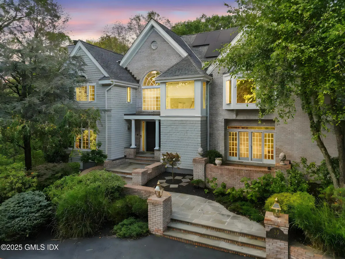 39 Running Brook Lane, New Canaan, CT 06840 - Image #1