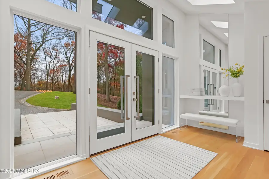 69 Taconic Road, Greenwich, CT 06831 - Image #2