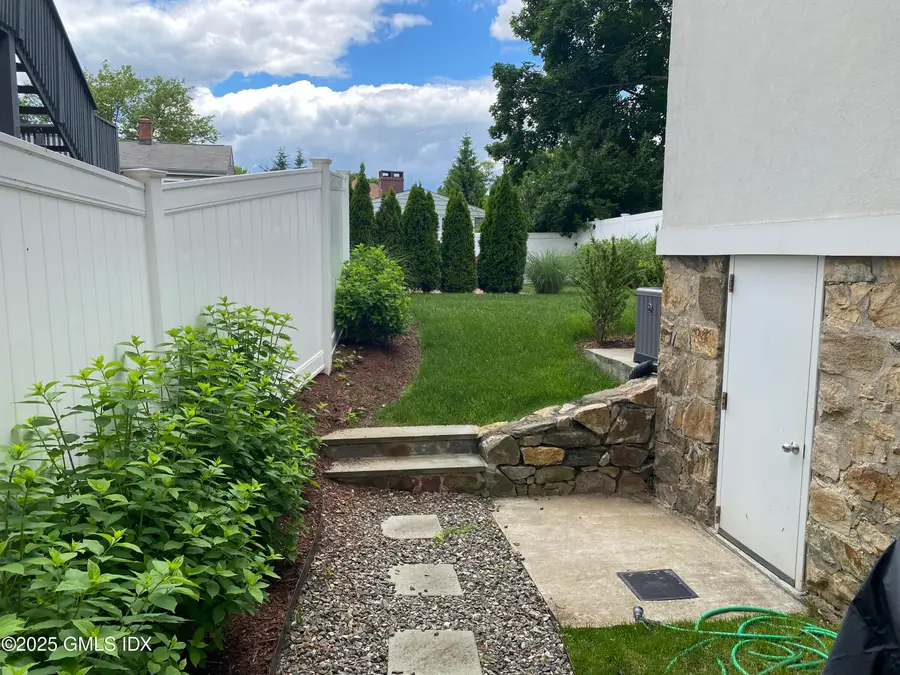48 Richland Road, Greenwich, CT 06830 - Image #2