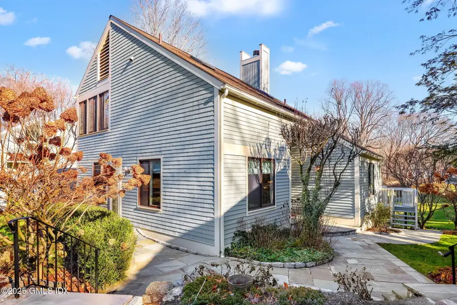 33 E Lyon Farm Drive #33, Greenwich, CT 06831 - Image #2