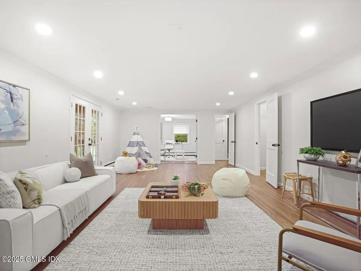 48 Meyer Place, Riverside, CT 06878 - #1