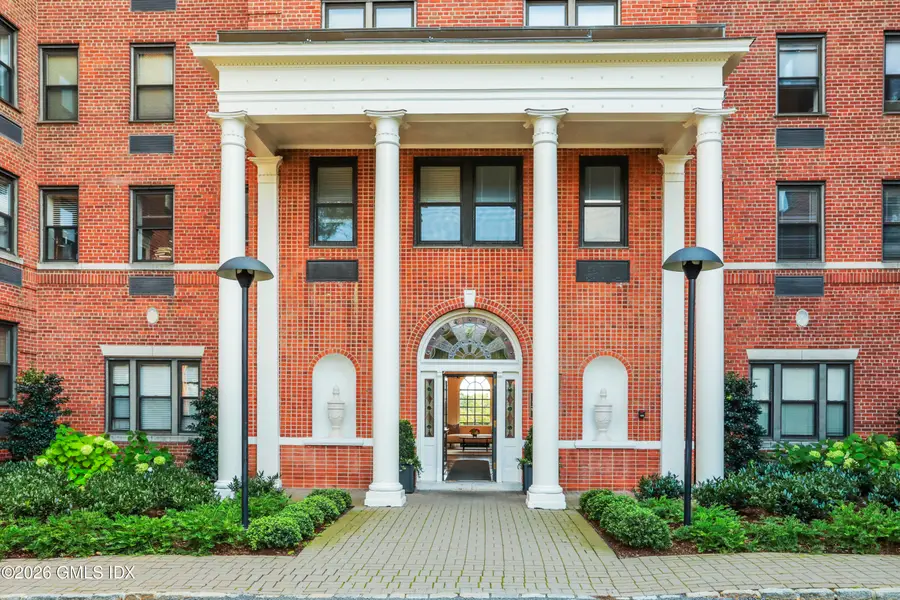 40 W Elm Street #6E, Greenwich, CT 06830 - Image #2