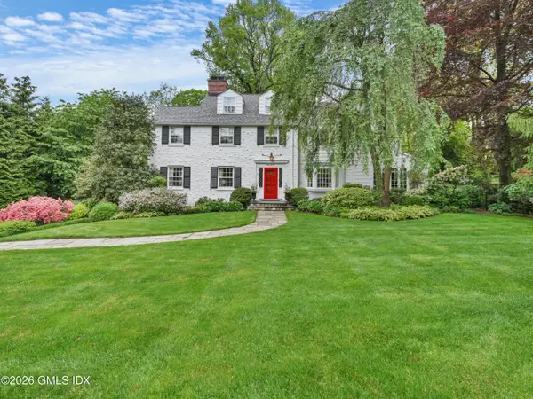 47 Owenoke Way, Riverside, CT 06878