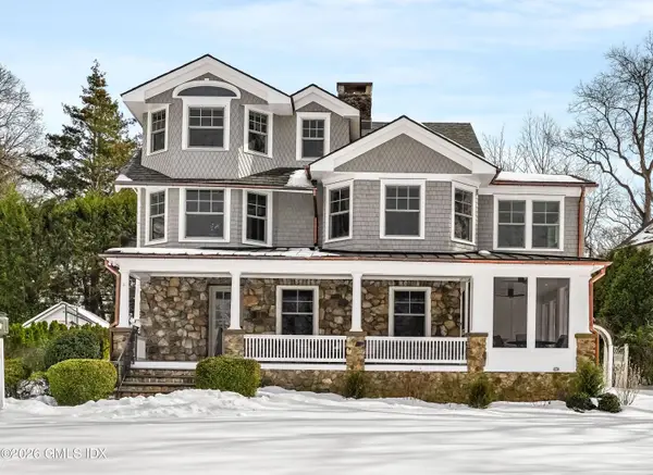 21 Lake Drive, Riverside, CT 06878