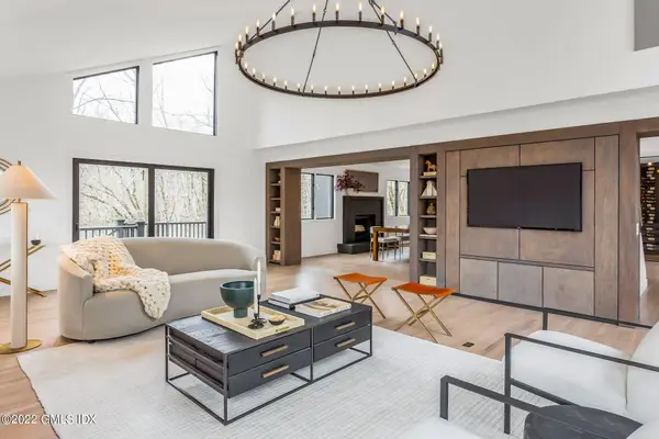 41 Stone Brook Lane, Cos Cob, CT 06807