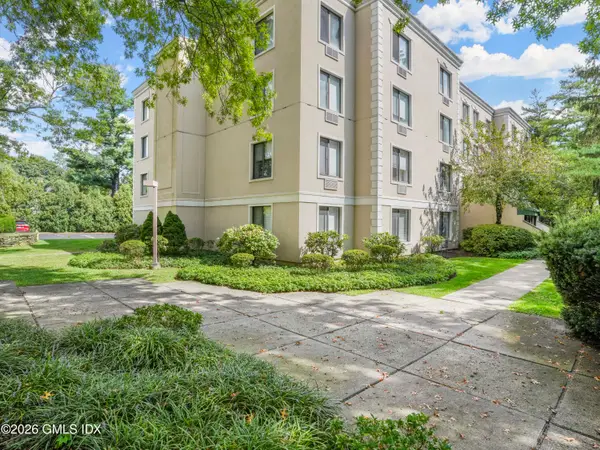 1535 E Putnam Avenue #205, Old Greenwich, CT 06870