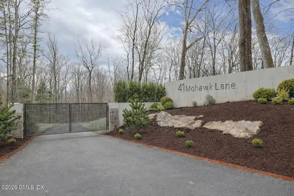 41 Mohawk Lane, Greenwich, CT 06831