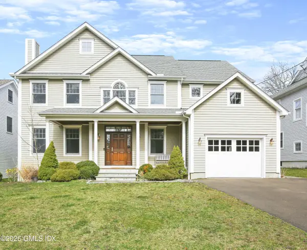 27 Macarthur Drive, Old Greenwich, CT 06870