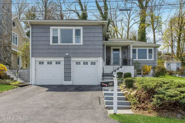 42 Nicholas Avenue, Greenwich, CT 06831