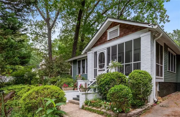 284 Lakeview Avenue Ne, Atlanta, GA 30305