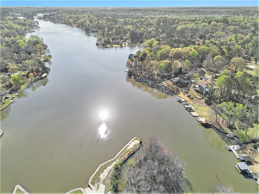 2220 Emerald Drive, Jonesboro, GA 30236 - Image #2