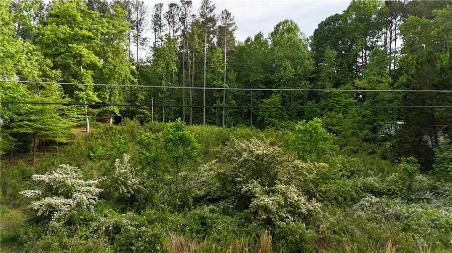 5886 Bridgemont Place Nw, Acworth, GA 30101 - Image #3