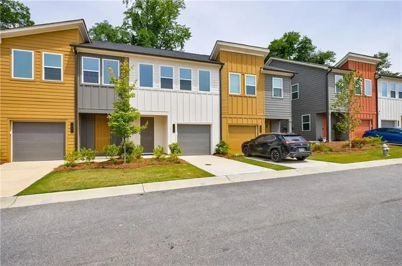 1624 Gunnin Trace Nw, Atlanta, GA 30318 - Image #2