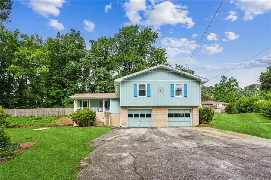 6889 Kingsboro Drive, Lithia Springs, GA 30122 - Image #2